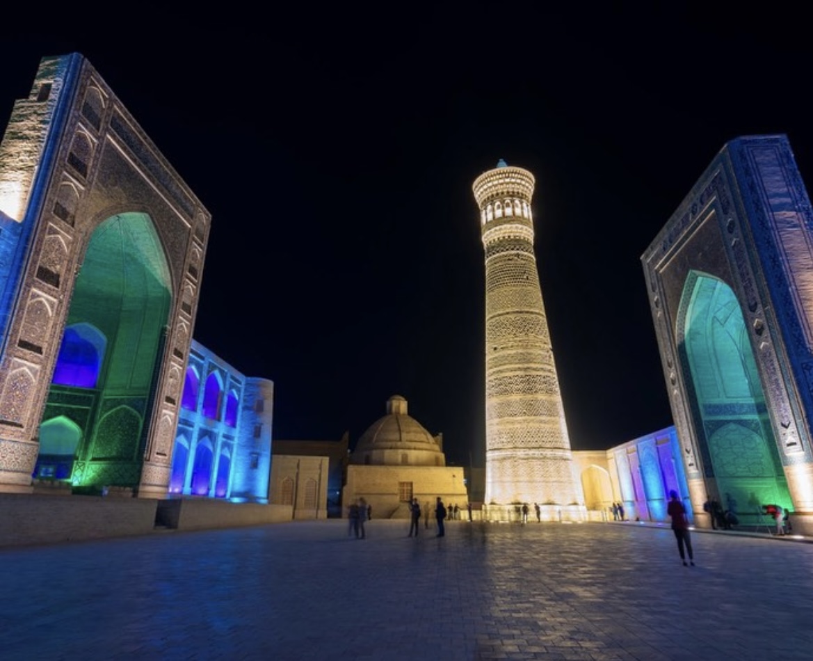 Piazza di Poi Kalyon a Bukhara