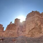 Il sole del Kazakistan nel Charyn canyon